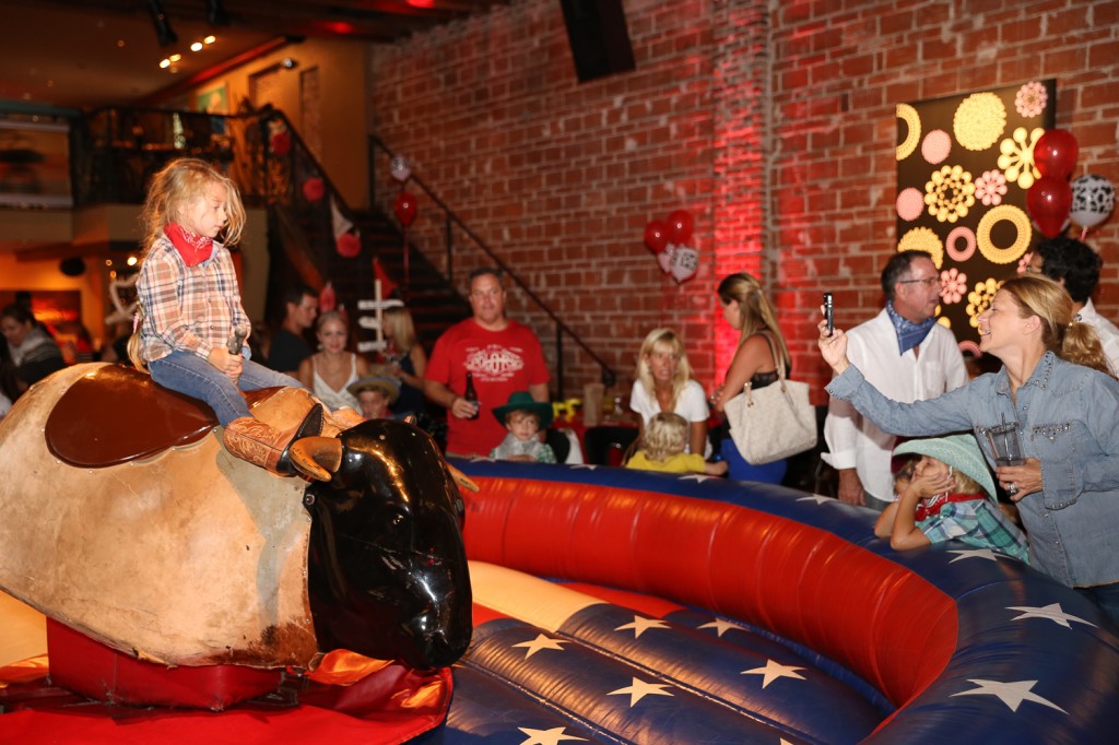 2014-08-03-Kevlar-5-Birthday-Hoedown-NOVA-535-13