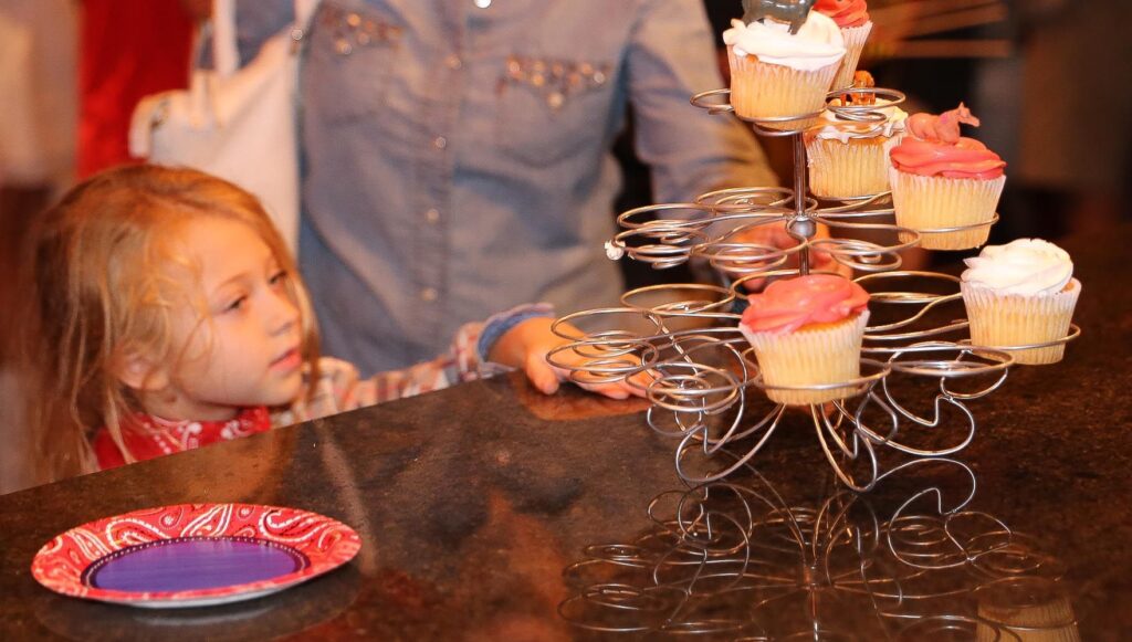 2014-08-03-Kevlar-5-Birthday-Hoedown-NOVA-535-19