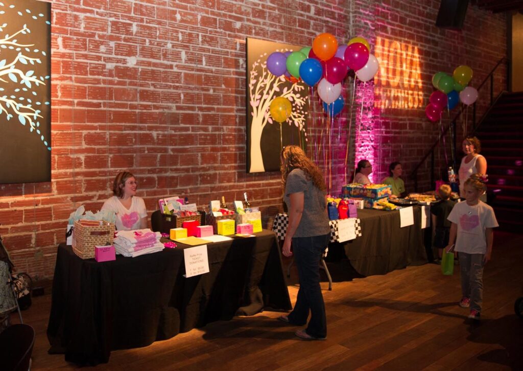 2014-09-28-Promise-Love-Foundation-Carnival-at-NOVA-535-St-Pete-47