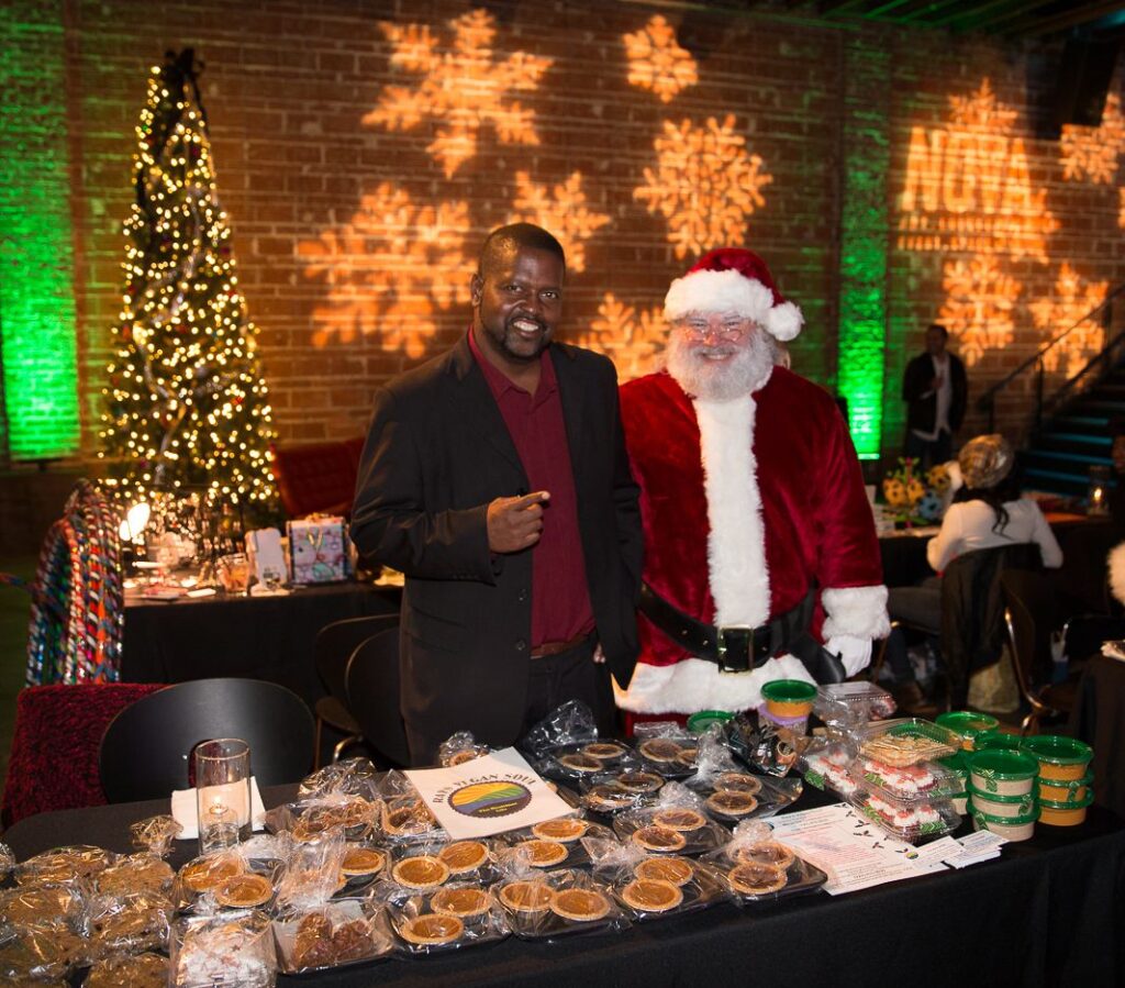 2014-12-11-NOVA-NOEL-7-at-NOVA-535-Downtown-StPete-40