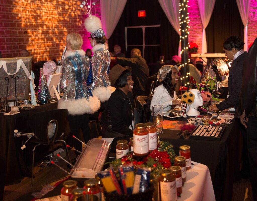 2014-12-11-NOVA-NOEL-7-at-NOVA-535-Downtown-StPete-49