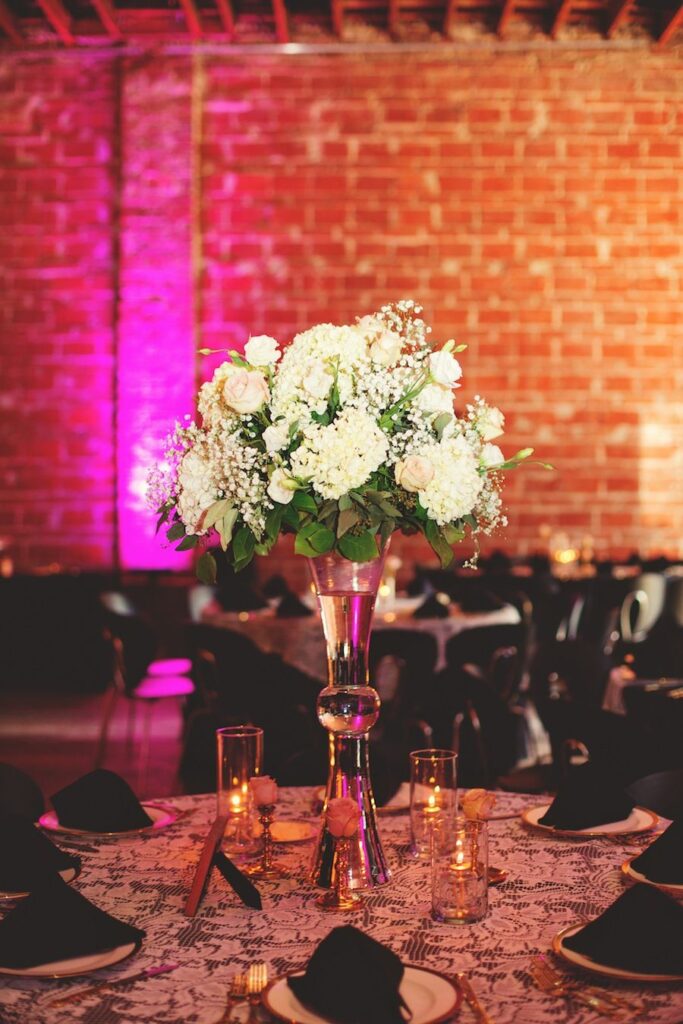 Vintage, Gatsby Inspired Wedding Reception Decor | Nova 535