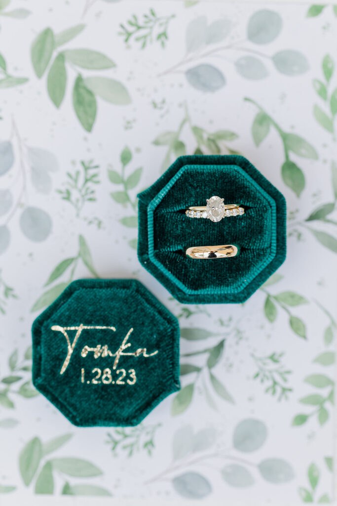 Green Velvet Wedding Ring Box Inspiration